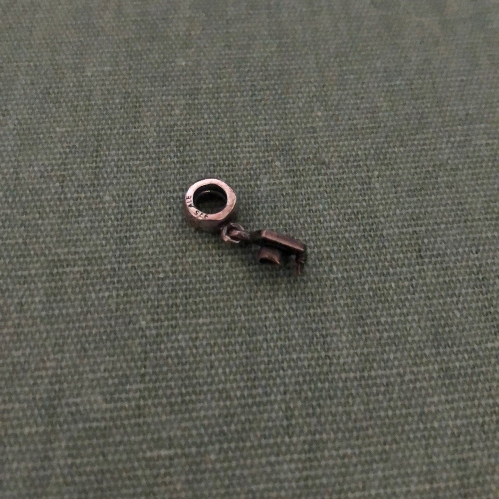 Pandora graduation cap charm